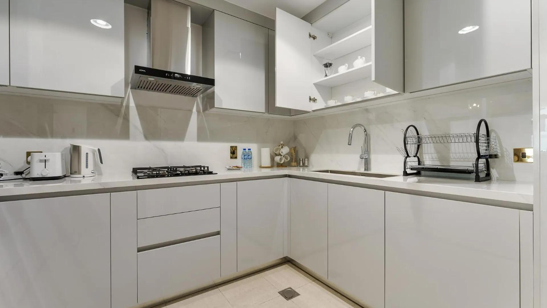 Astonishing Apartment Just A 2 Minutes Walk To Dubai Mall 0*,